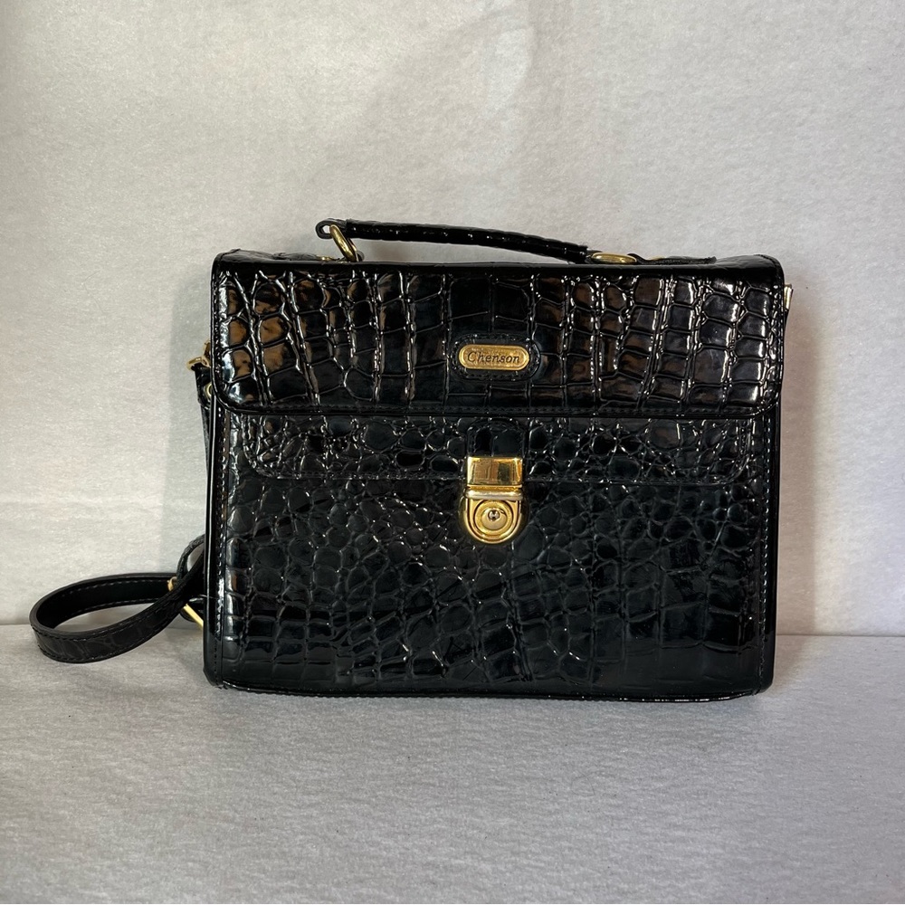 Chenson Vintage Patent Shoulder Bag